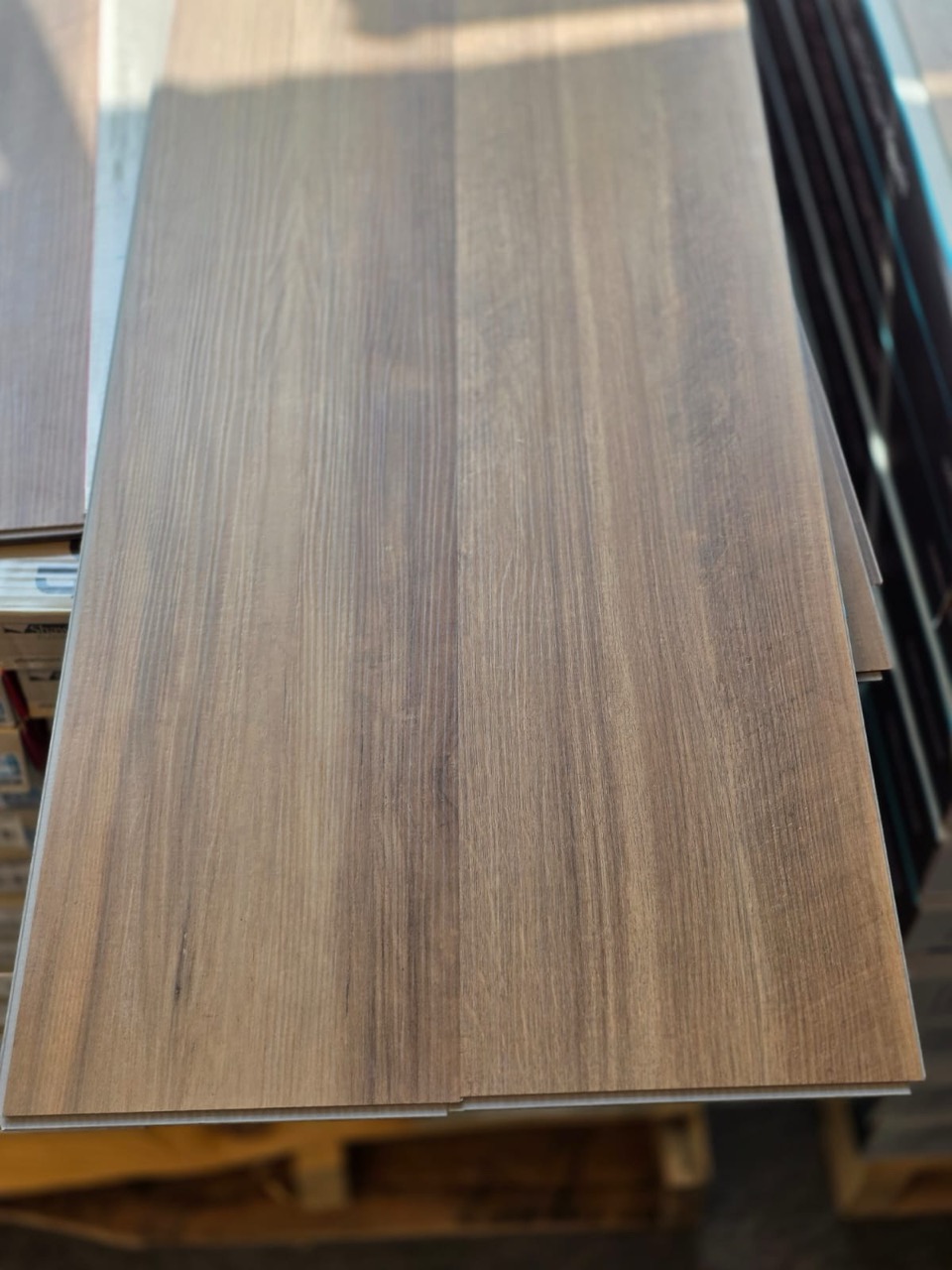 Floorotee LVP Plank